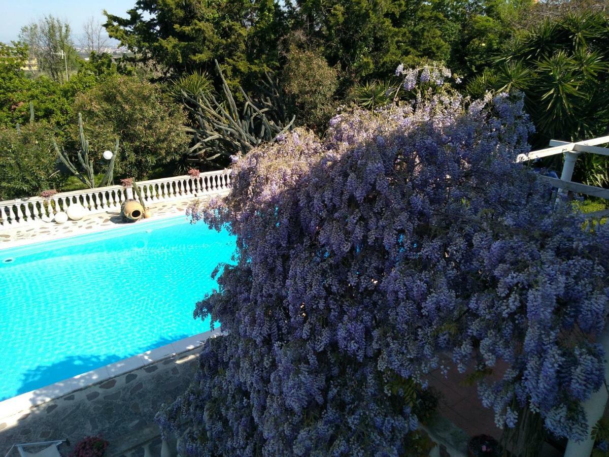 B&B La Marchesa SantʼAnastasia Exterior foto